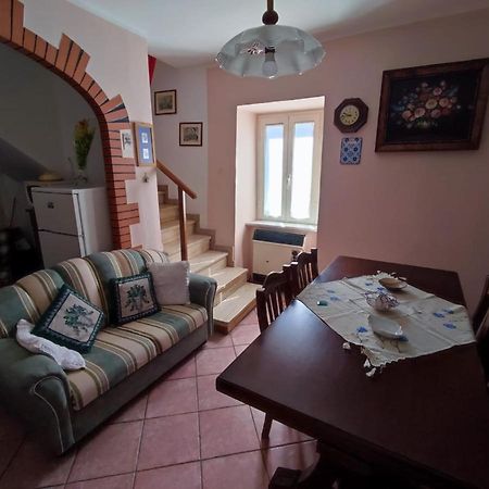 Casa Vacanza Nonna Maria Calvi dellʼ Umbria Exterior foto